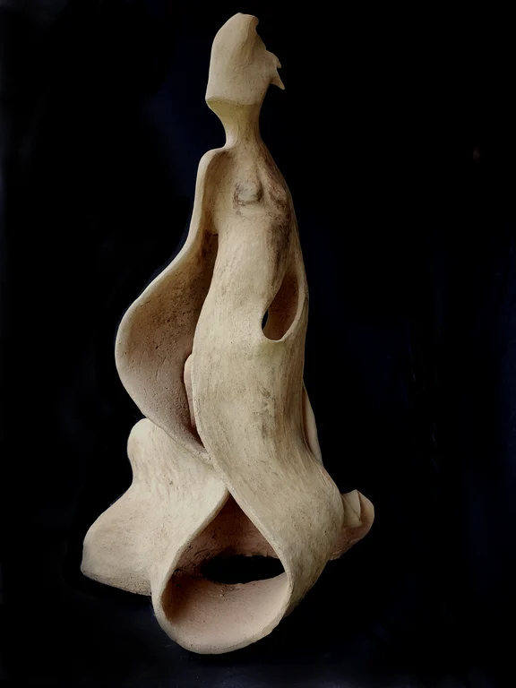 Escultura, vista ampliada 1