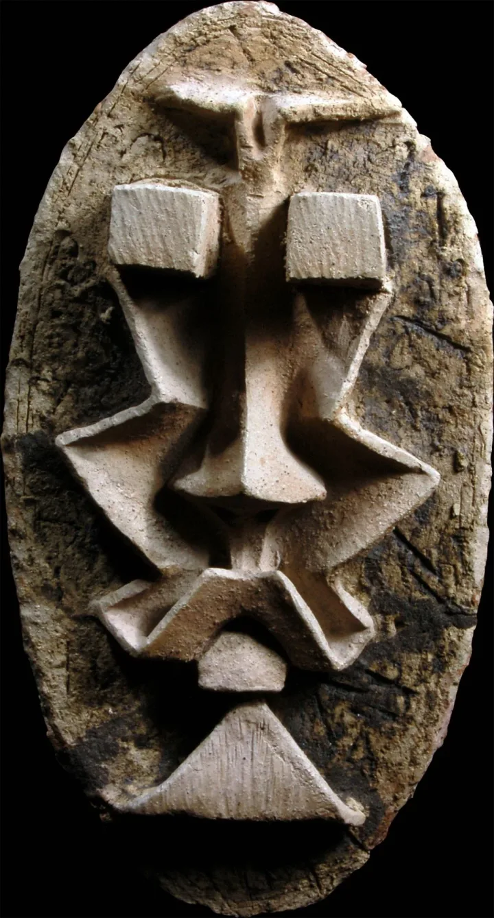 Escultura, vista 8 del archivo fotográfico